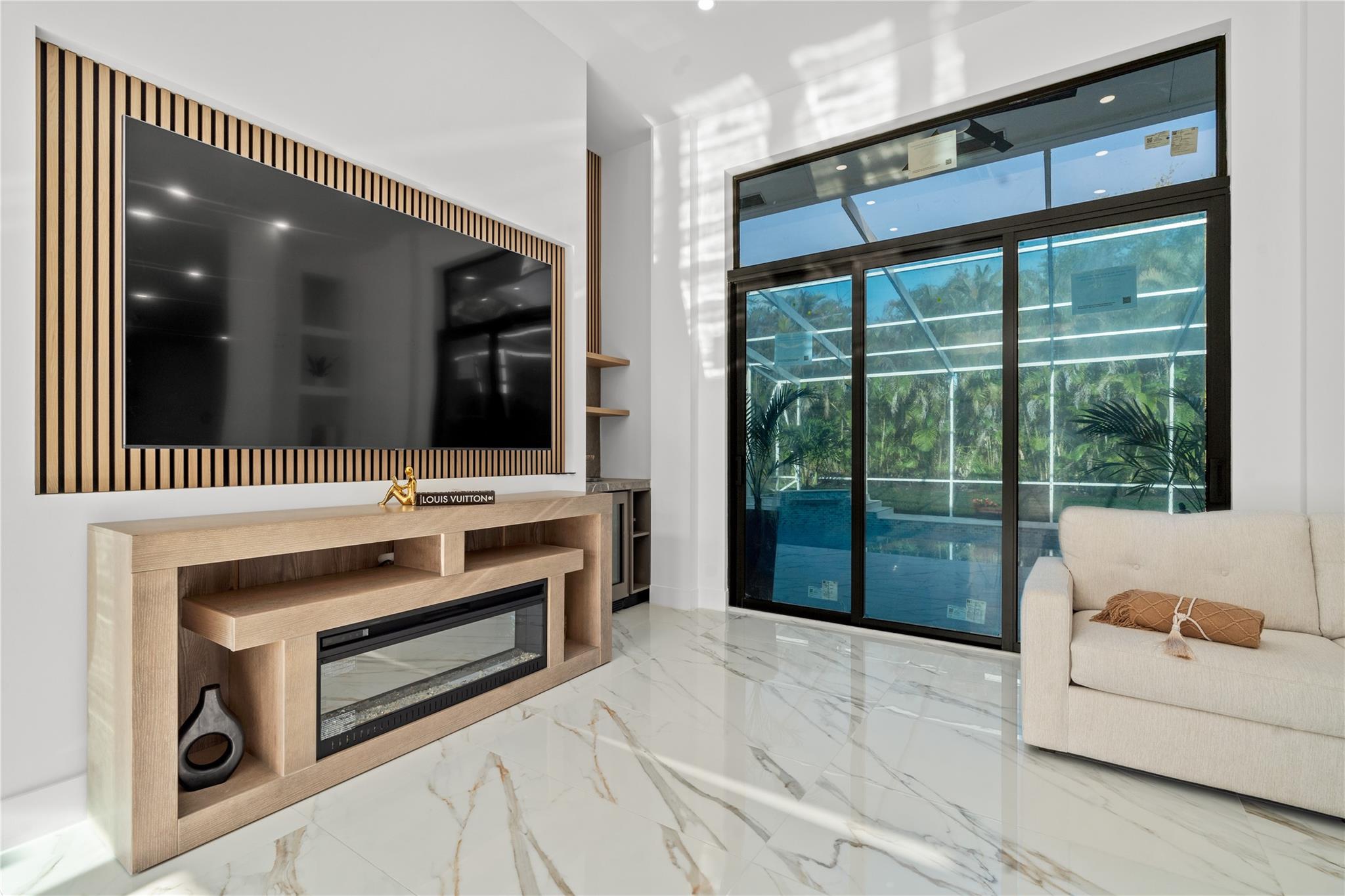 ENCANTADA - Residential