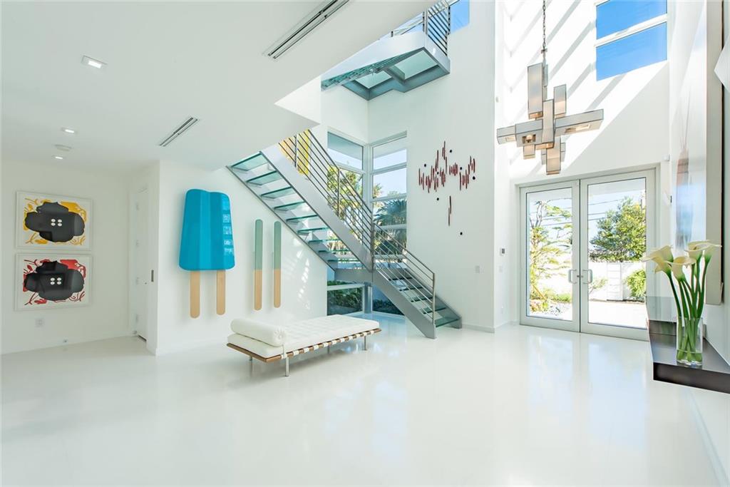 LAUDERDALE BEACH - Residential