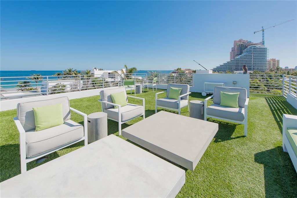 LAUDERDALE BEACH - Residential