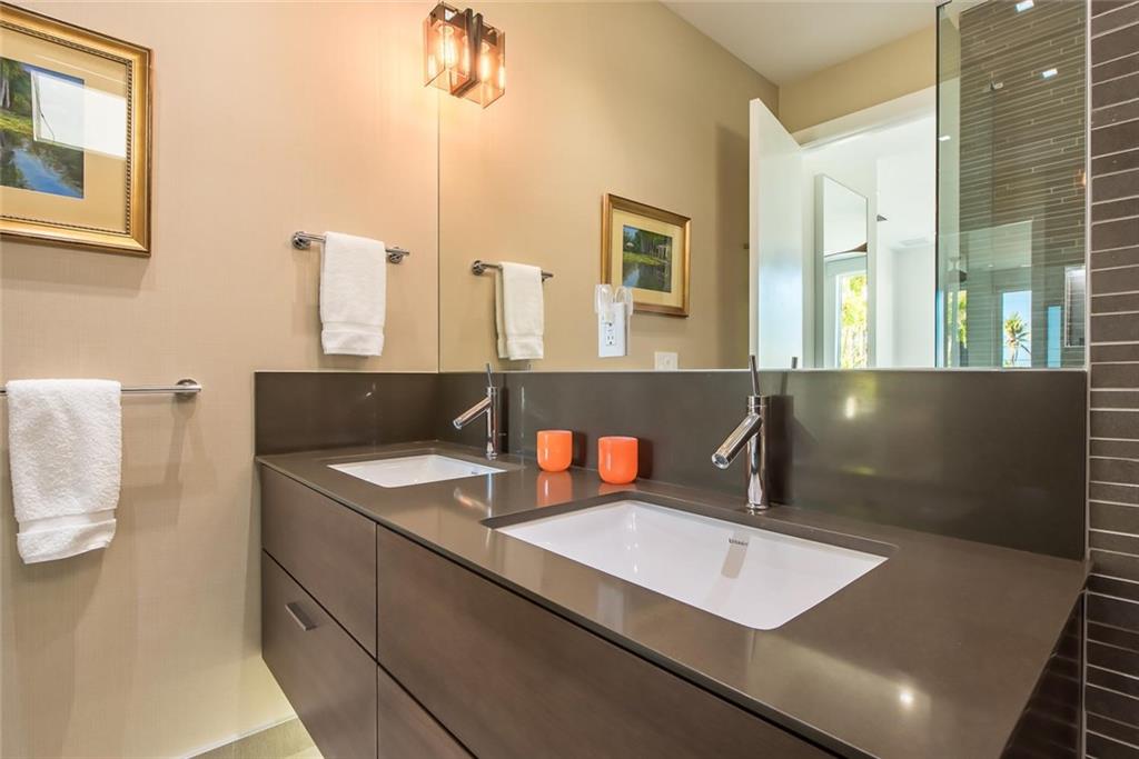 LAUDERDALE BEACH - Residential