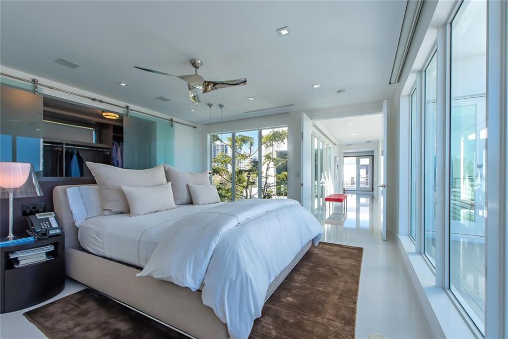 LAUDERDALE BEACH - Residential