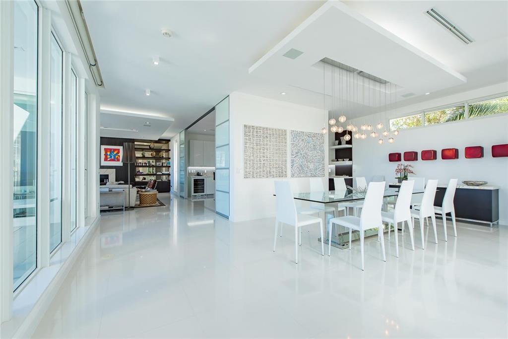 LAUDERDALE BEACH - Residential