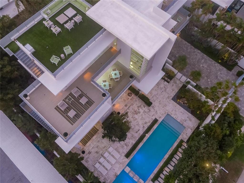 LAUDERDALE BEACH - Residential