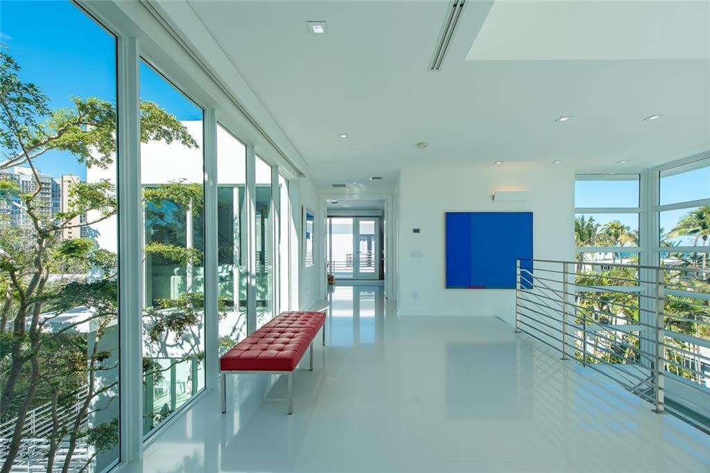 LAUDERDALE BEACH - Residential