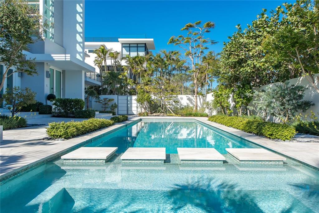LAUDERDALE BEACH - Residential