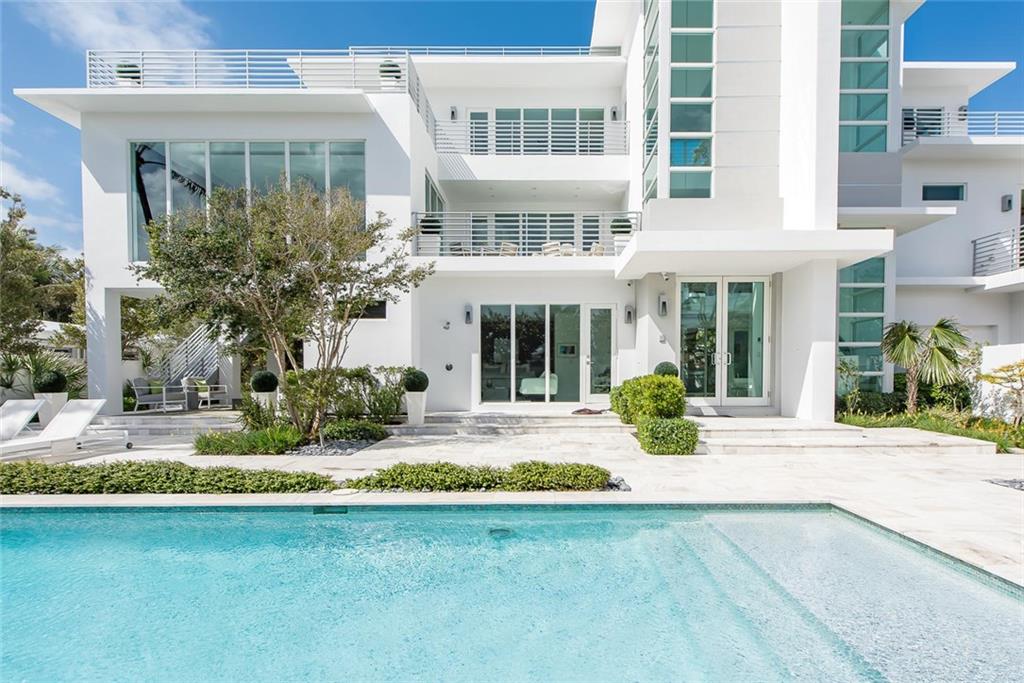 LAUDERDALE BEACH - Residential