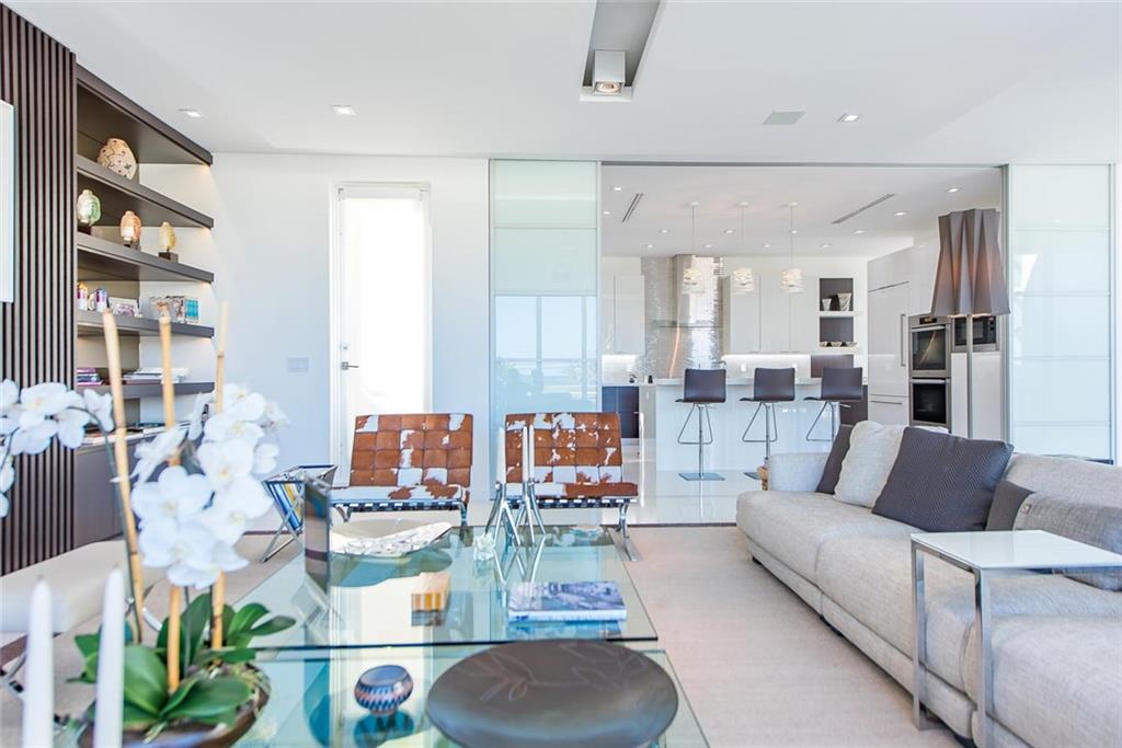 LAUDERDALE BEACH - Residential