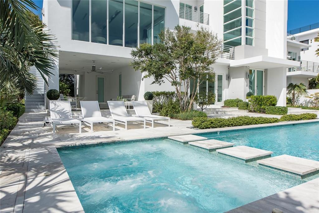 LAUDERDALE BEACH - Residential