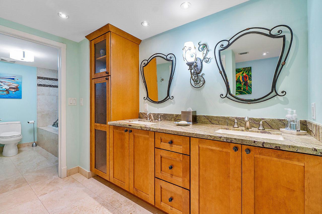 VILLAS OF OCEAN RIDGE CON - Residential Lease