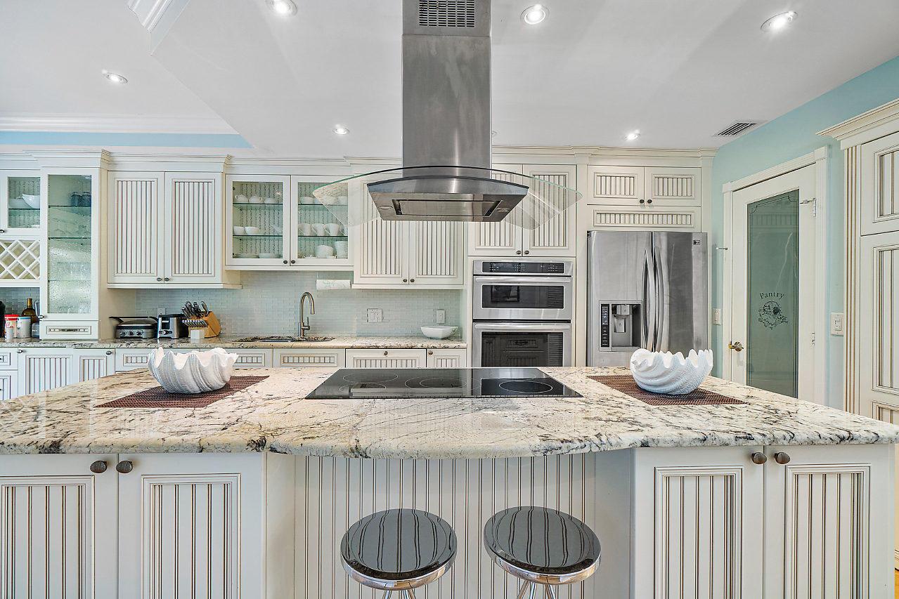 VILLAS OF OCEAN RIDGE CON - Residential Lease