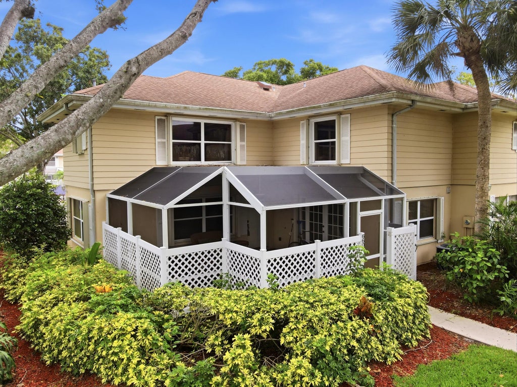 Photo of 6604 Dryden Court #D, Boynton Beach, FL 33436 (MLS # B26035811)