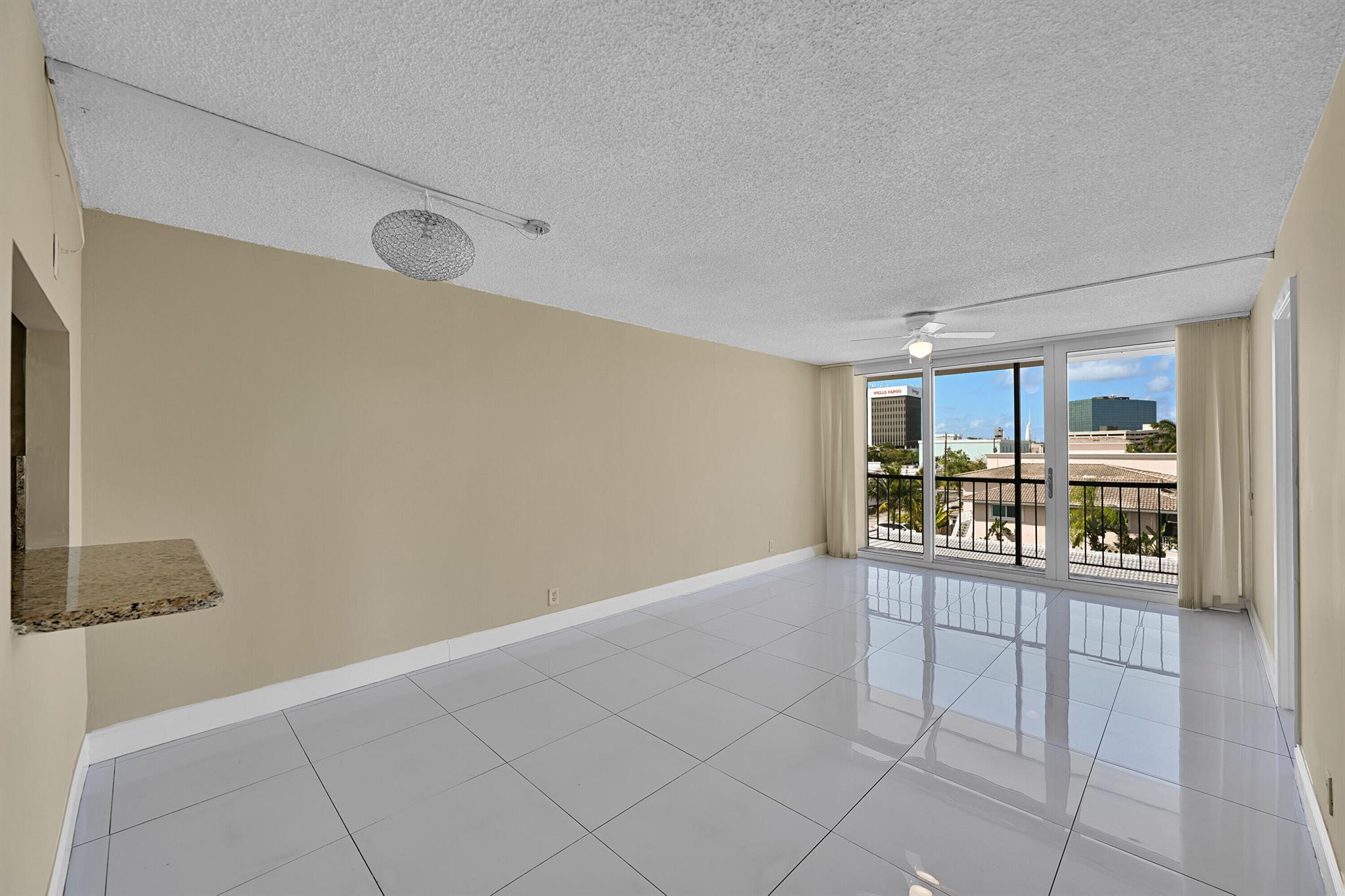 Fort Lauderdale, Florida 33308, United States, 2 Bedrooms Bedrooms, ,2 BathroomsBathrooms,Residential,Active,209518