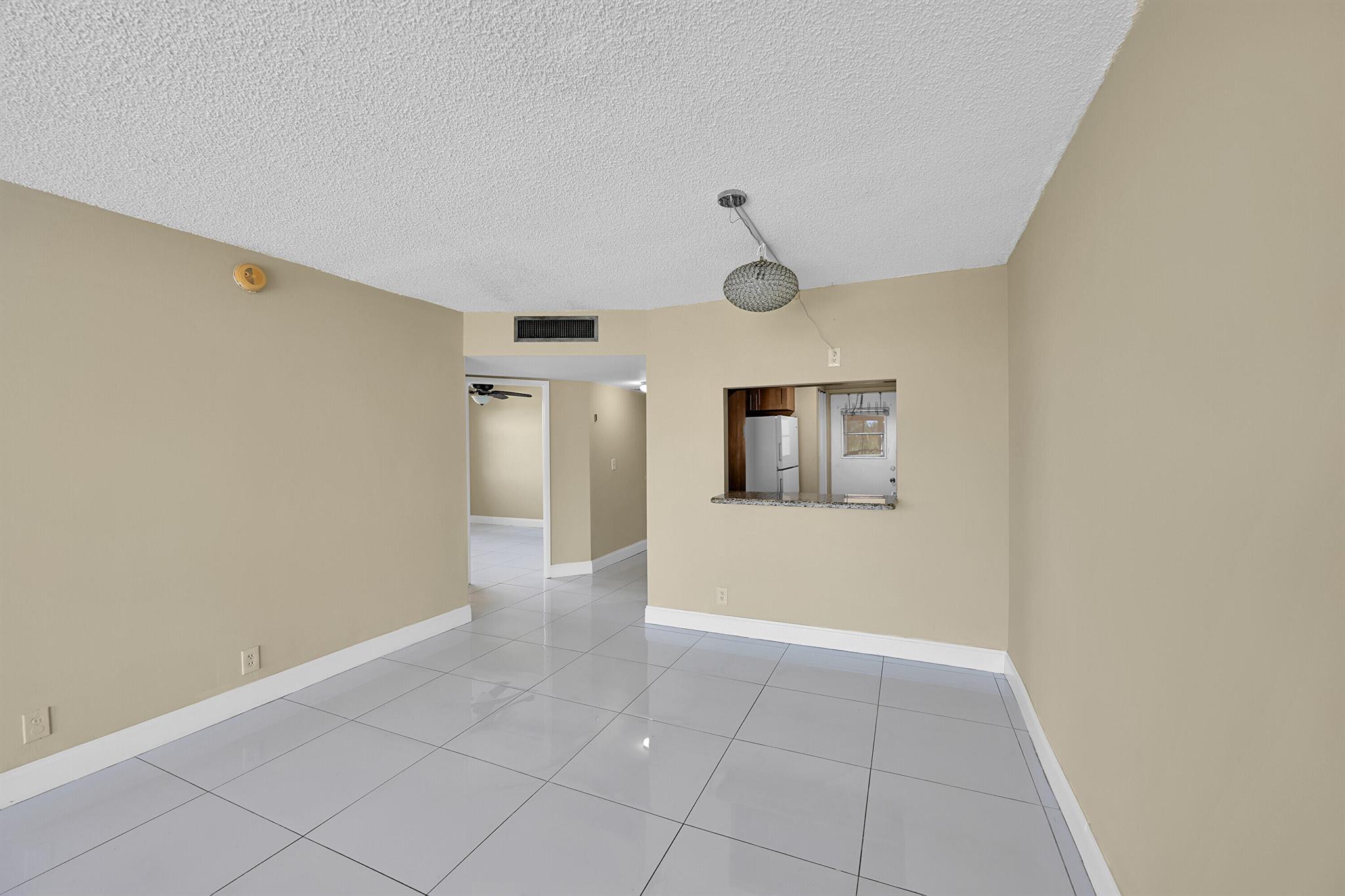 Fort Lauderdale, Florida 33308, United States, 2 Bedrooms Bedrooms, ,2 BathroomsBathrooms,Residential,Active,209518