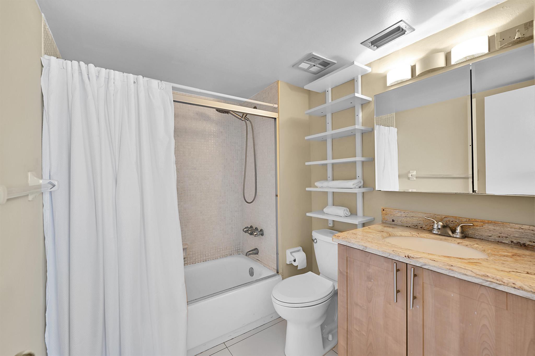 Fort Lauderdale, Florida 33308, United States, 2 Bedrooms Bedrooms, ,2 BathroomsBathrooms,Residential,Active,209518