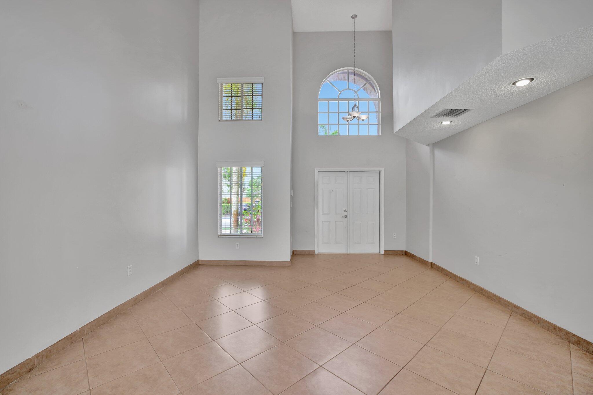 Crystal Pointe - Residential