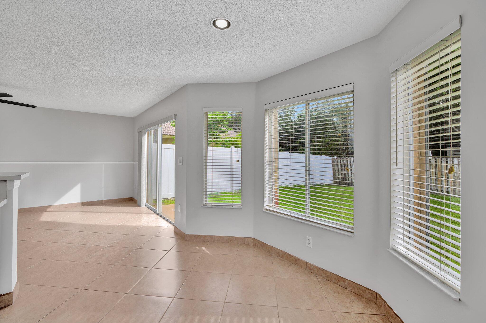 Crystal Pointe - Residential