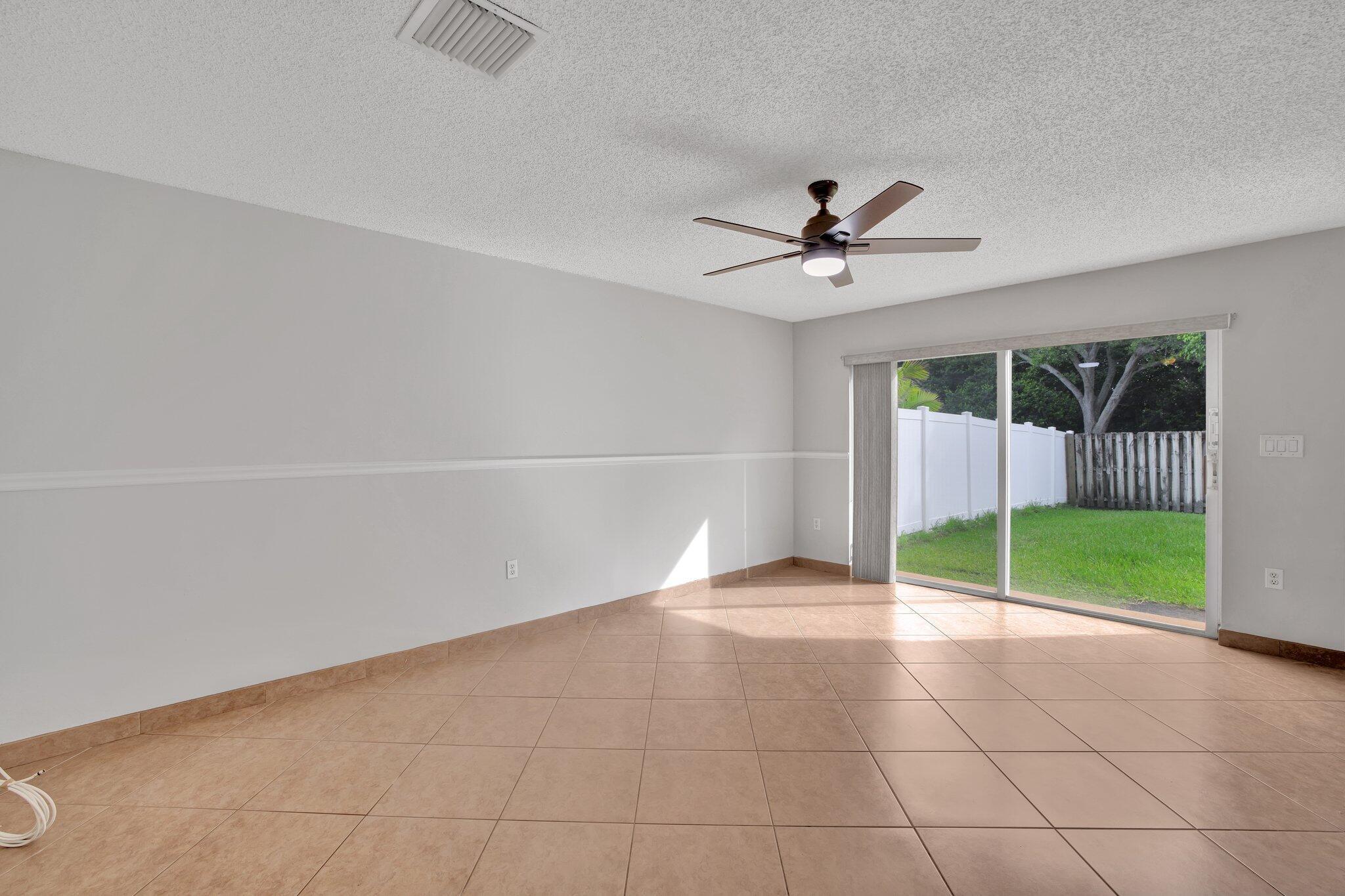 Crystal Pointe - Residential