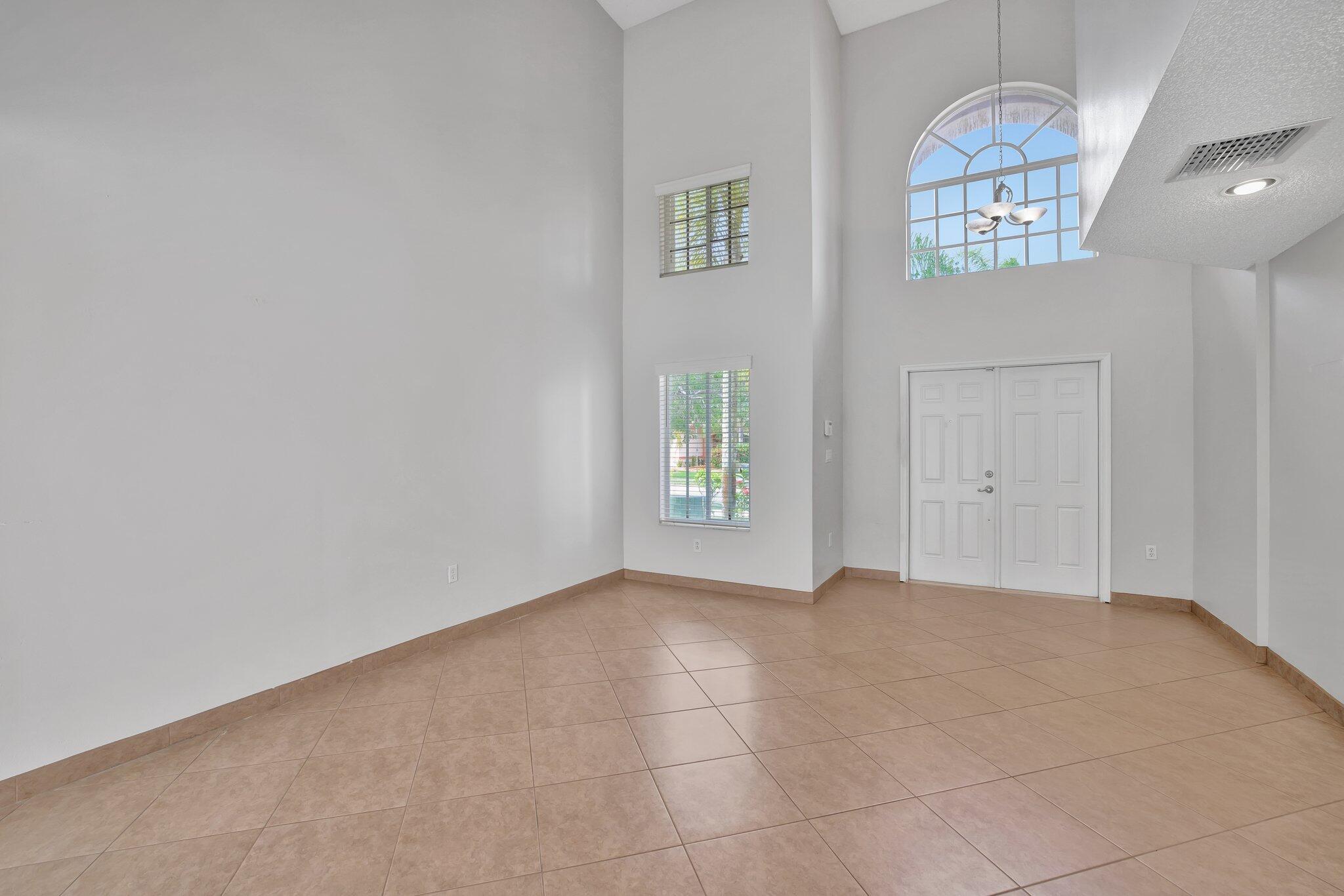 Crystal Pointe - Residential