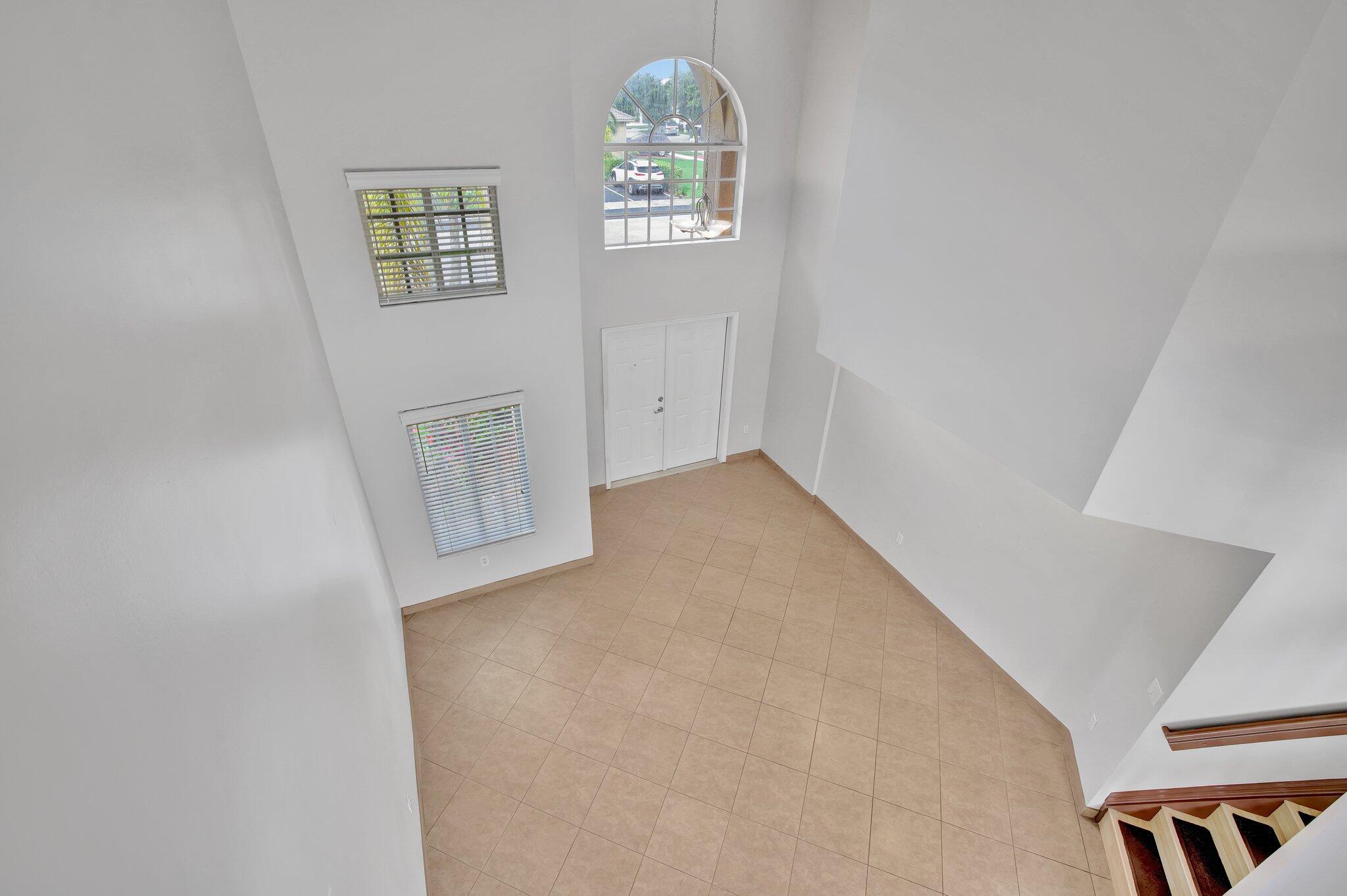 Crystal Pointe - Residential