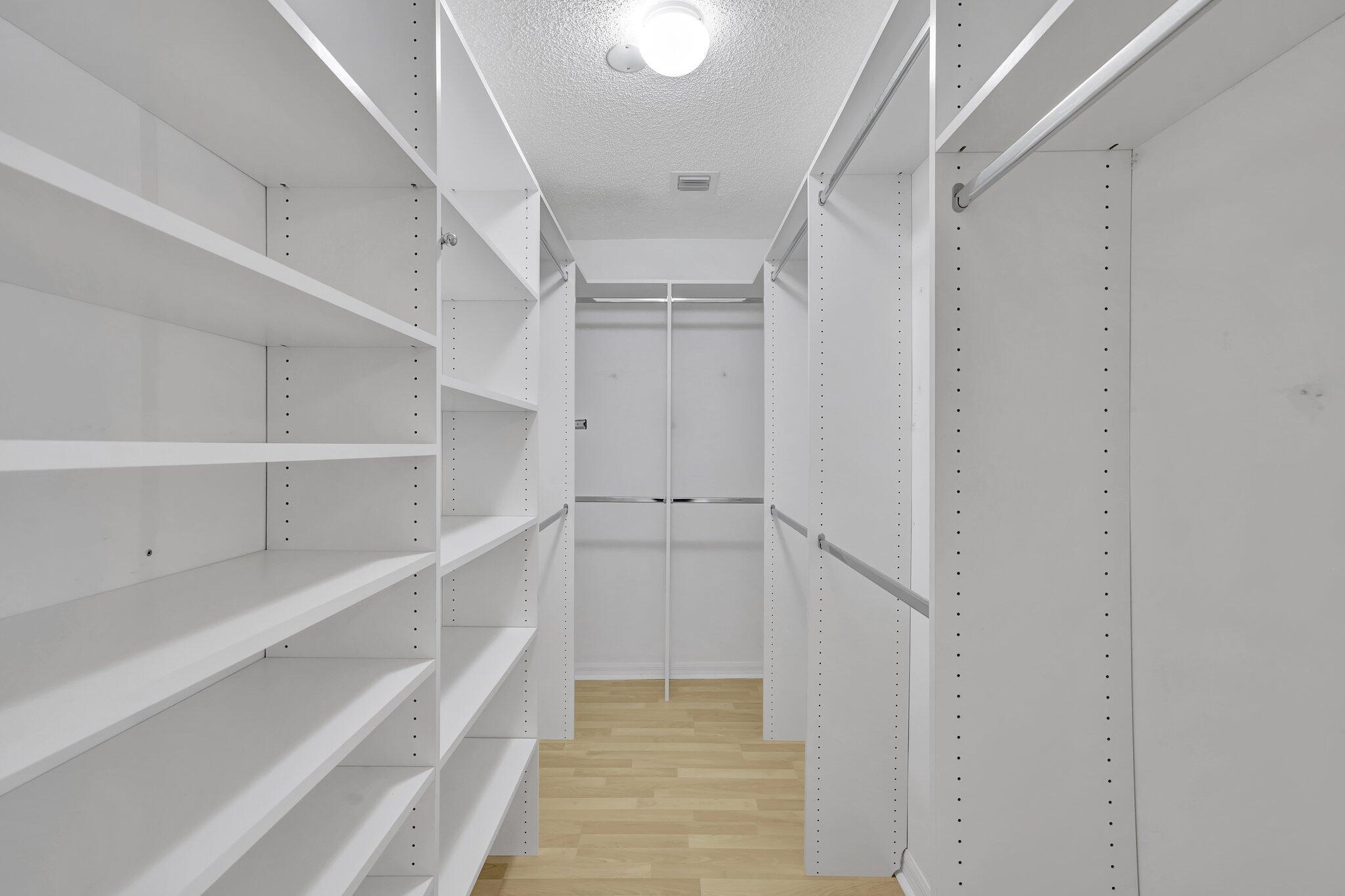 Crystal Pointe - Residential