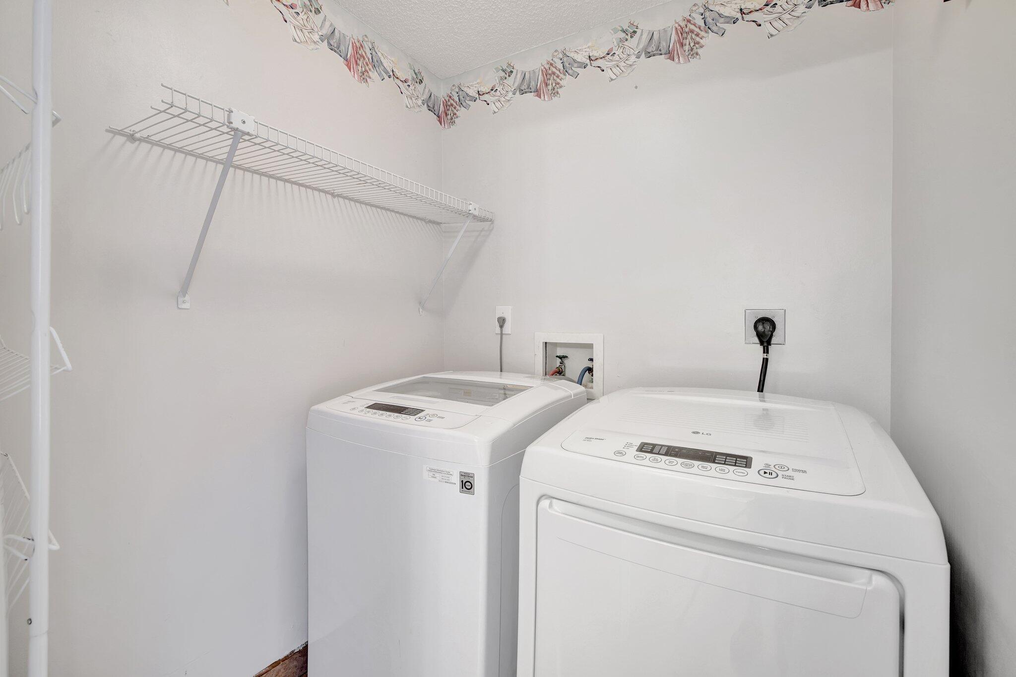 Crystal Pointe - Residential