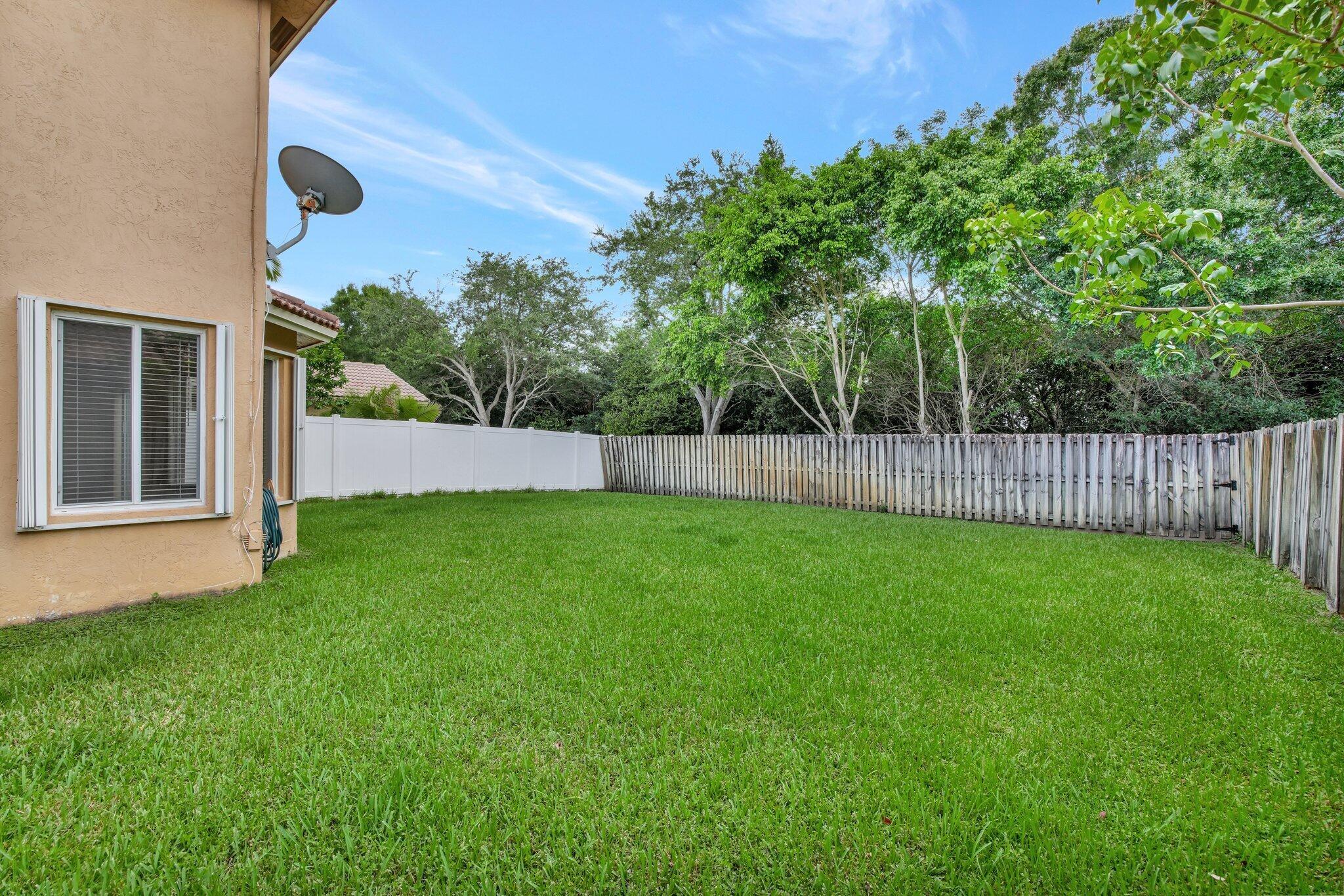 Crystal Pointe - Residential