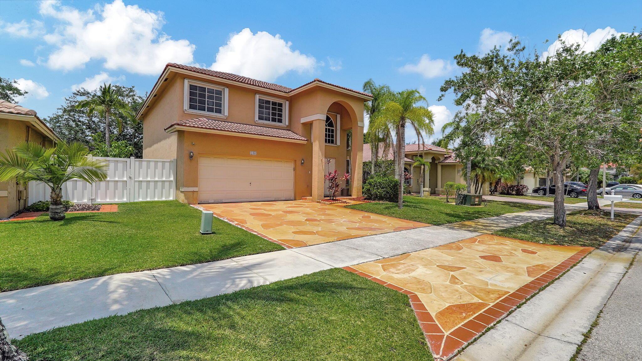 Crystal Pointe - Residential