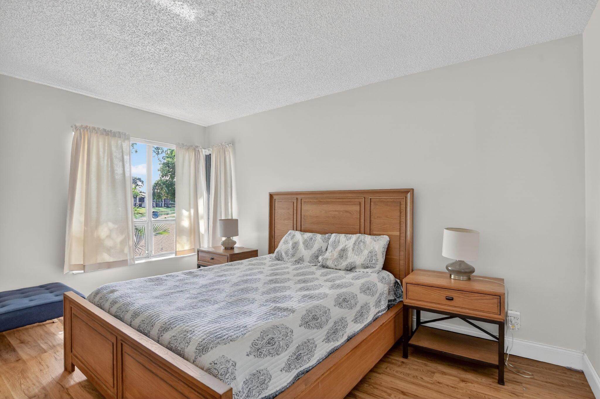 MEADOWRIDGE CONDO - Residential