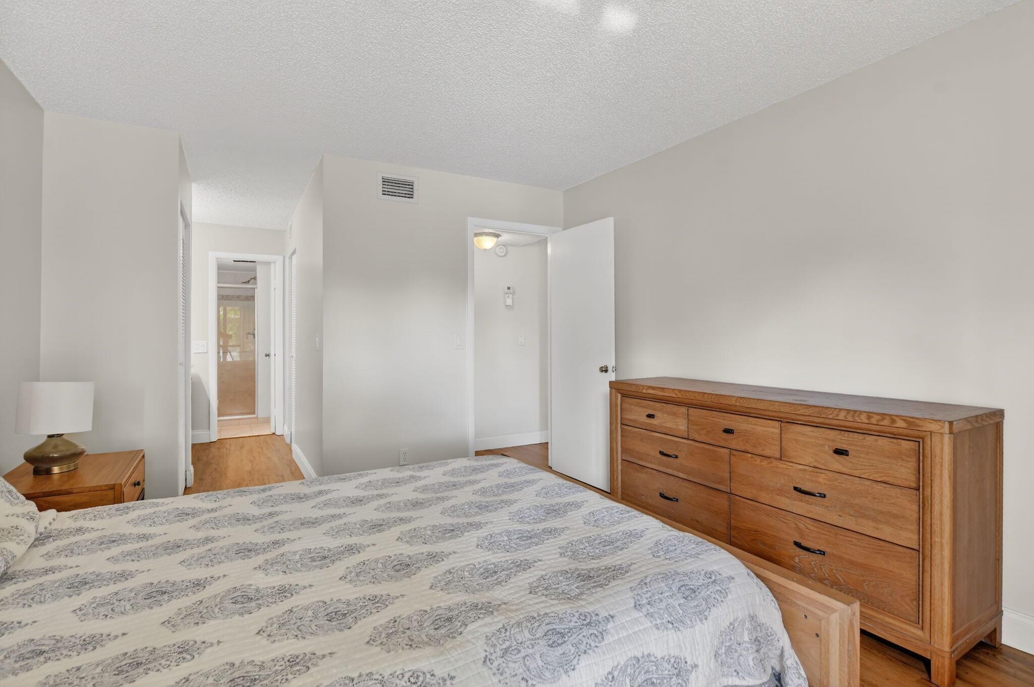 MEADOWRIDGE CONDO - Residential