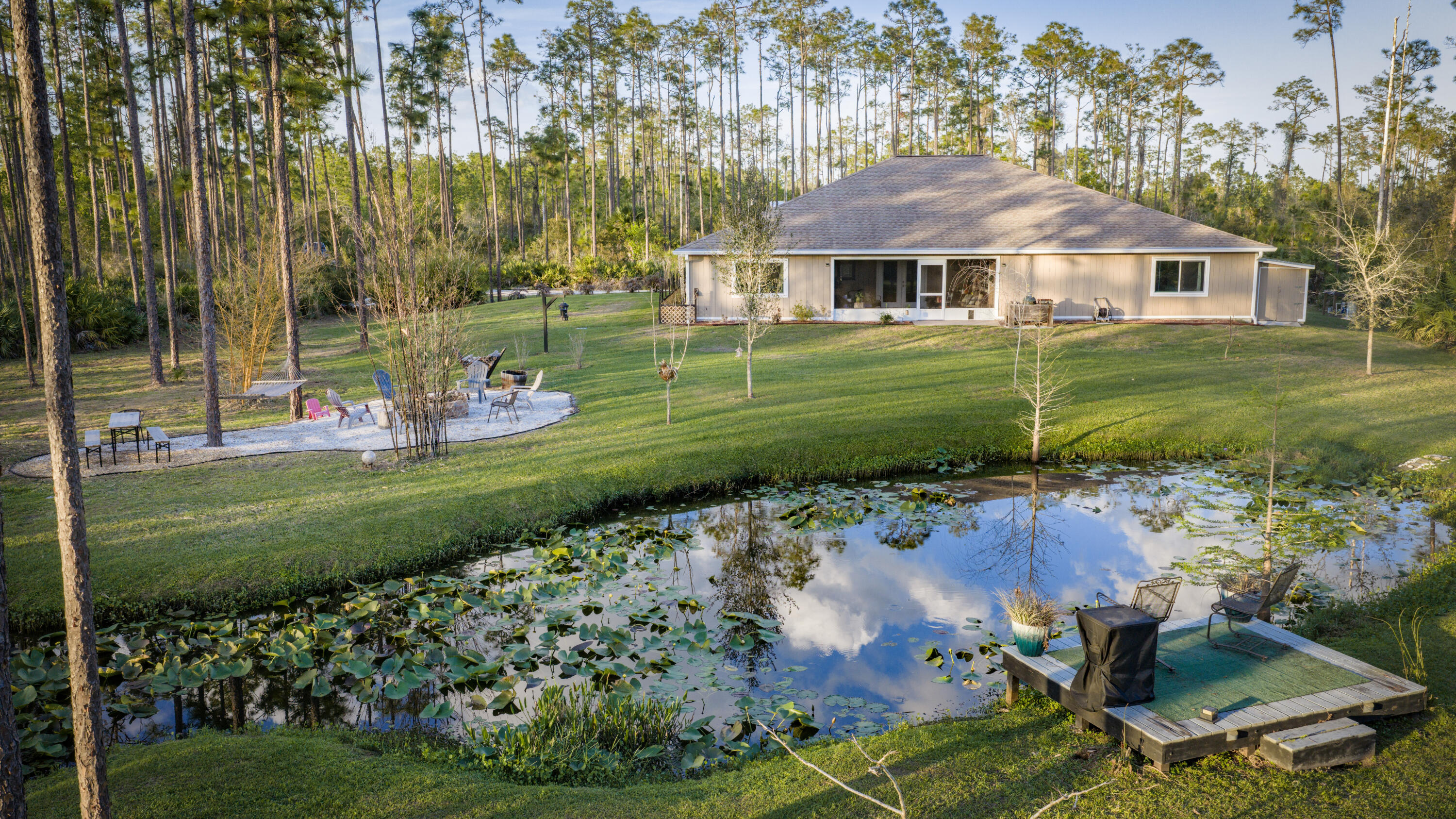 INDIAN HAMMOCK HUNT AND RIDING - Residential