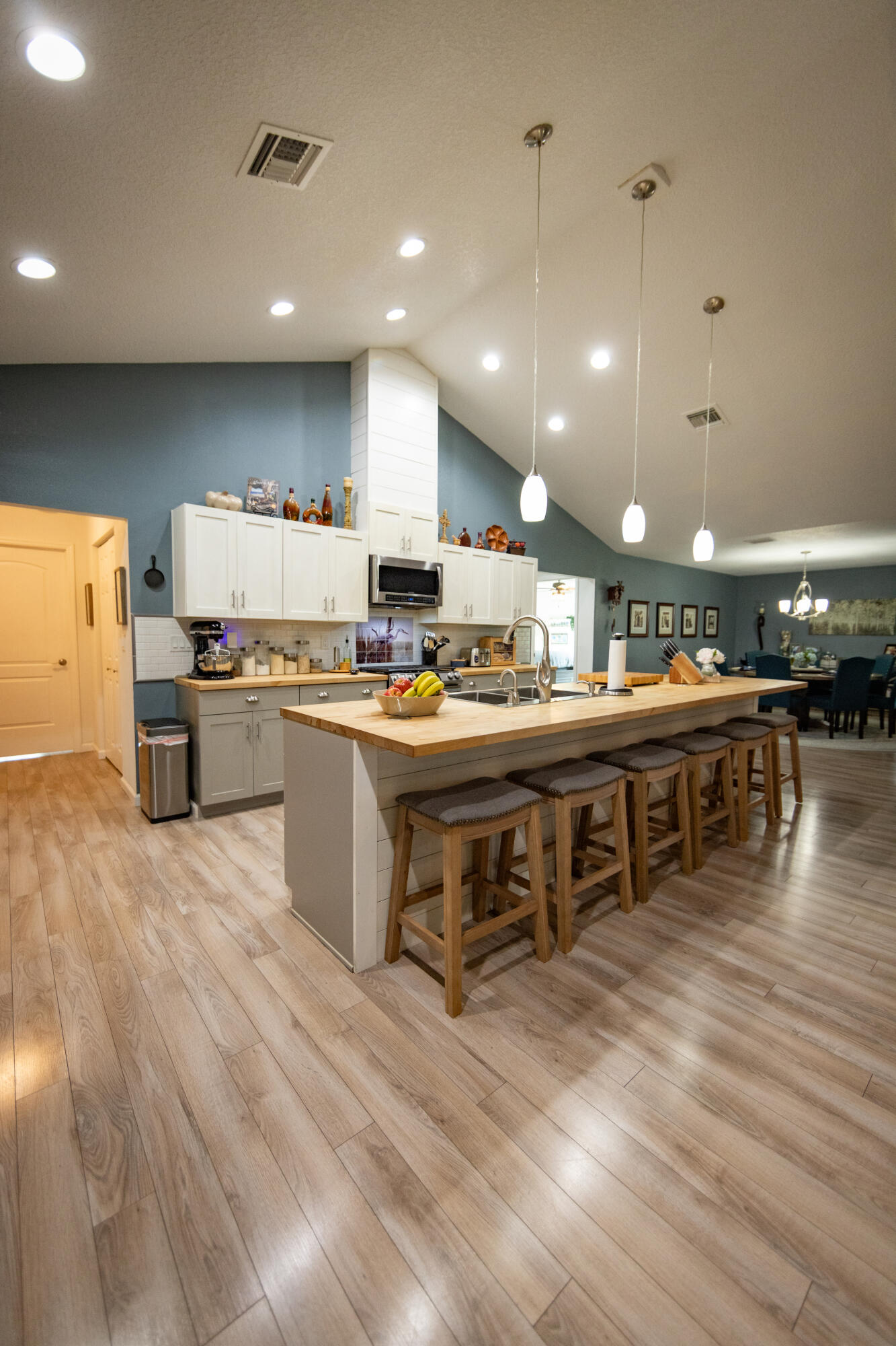 INDIAN HAMMOCK HUNT AND RIDING - Residential