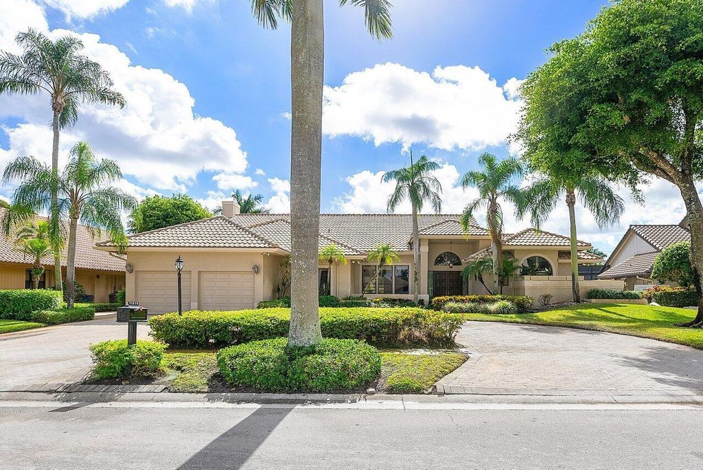 Photo of 17879 Foxborough Lane, Boca Raton, FL 33496 (MLS # R10935767)