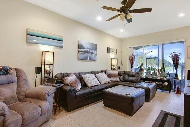 THIRD REPLAT OF PORTOFINO ISLES - Residential