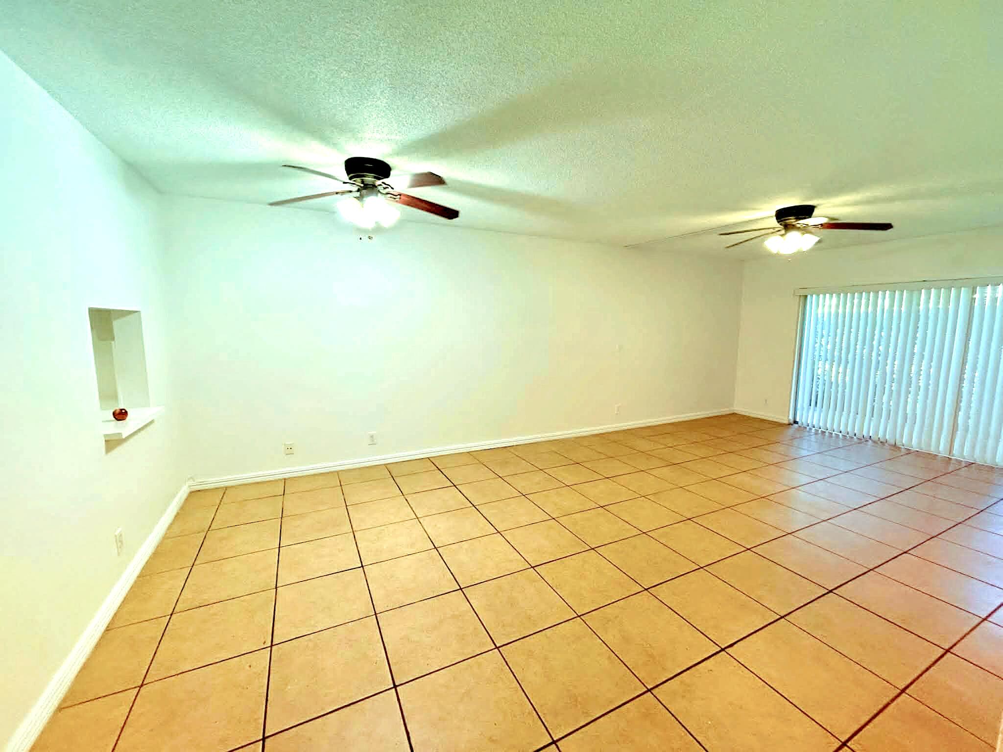 2960 Riverside Drive 113-2
