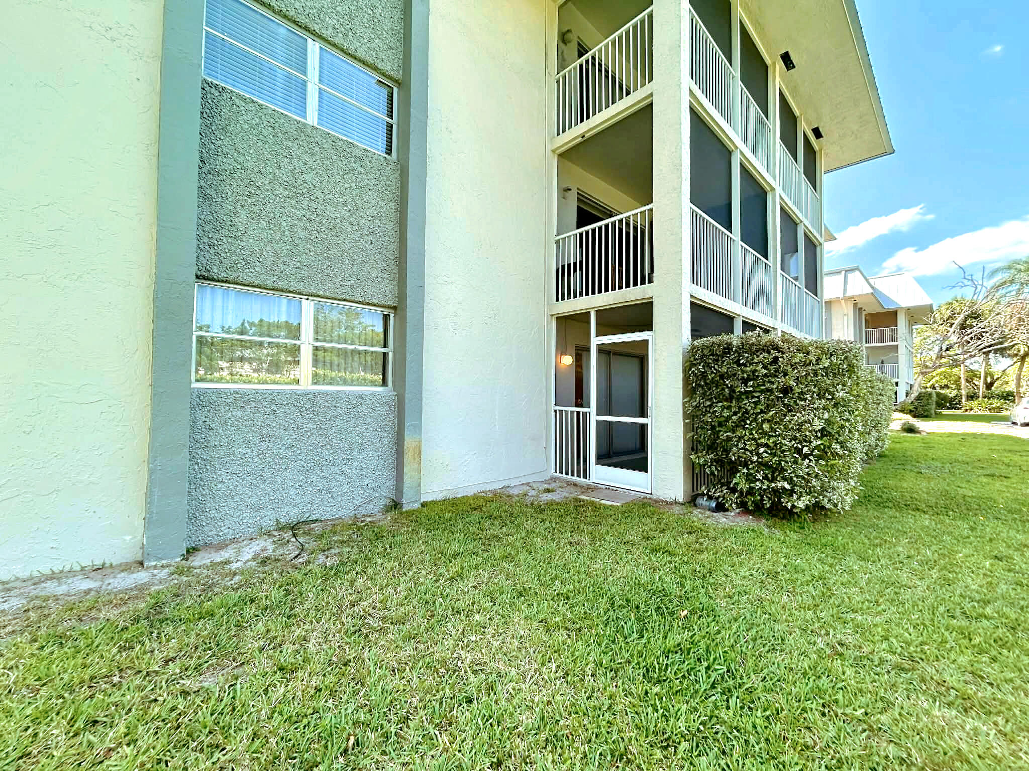 FOXWOOD HOLLOW AT CORAL SPRINGS - Residential