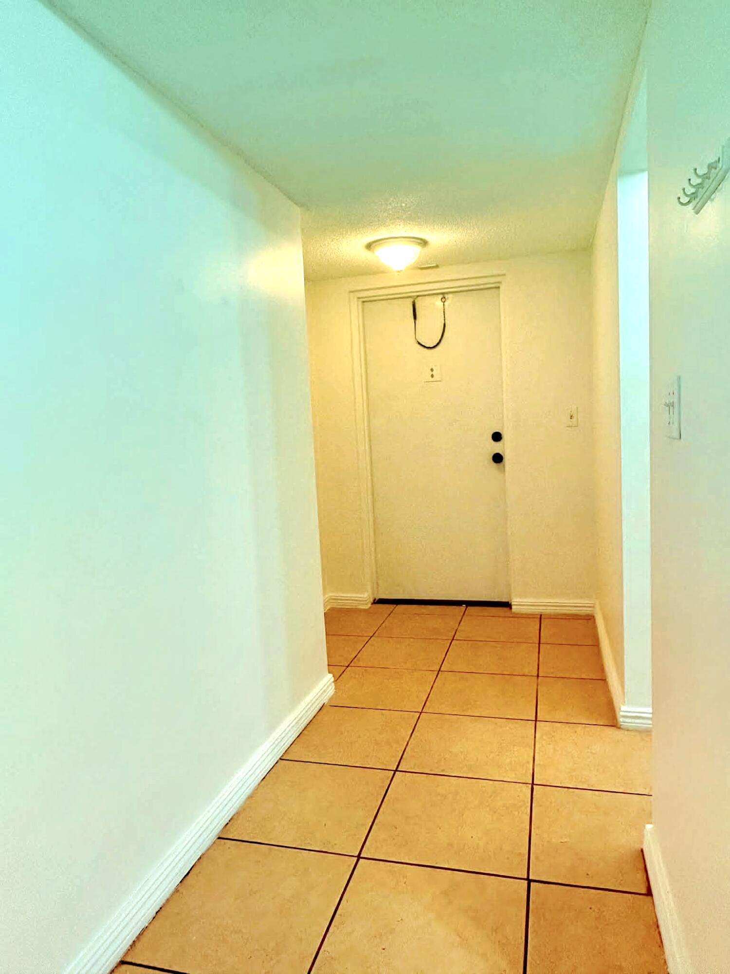 FOXWOOD HOLLOW AT CORAL SPRINGS - Residential