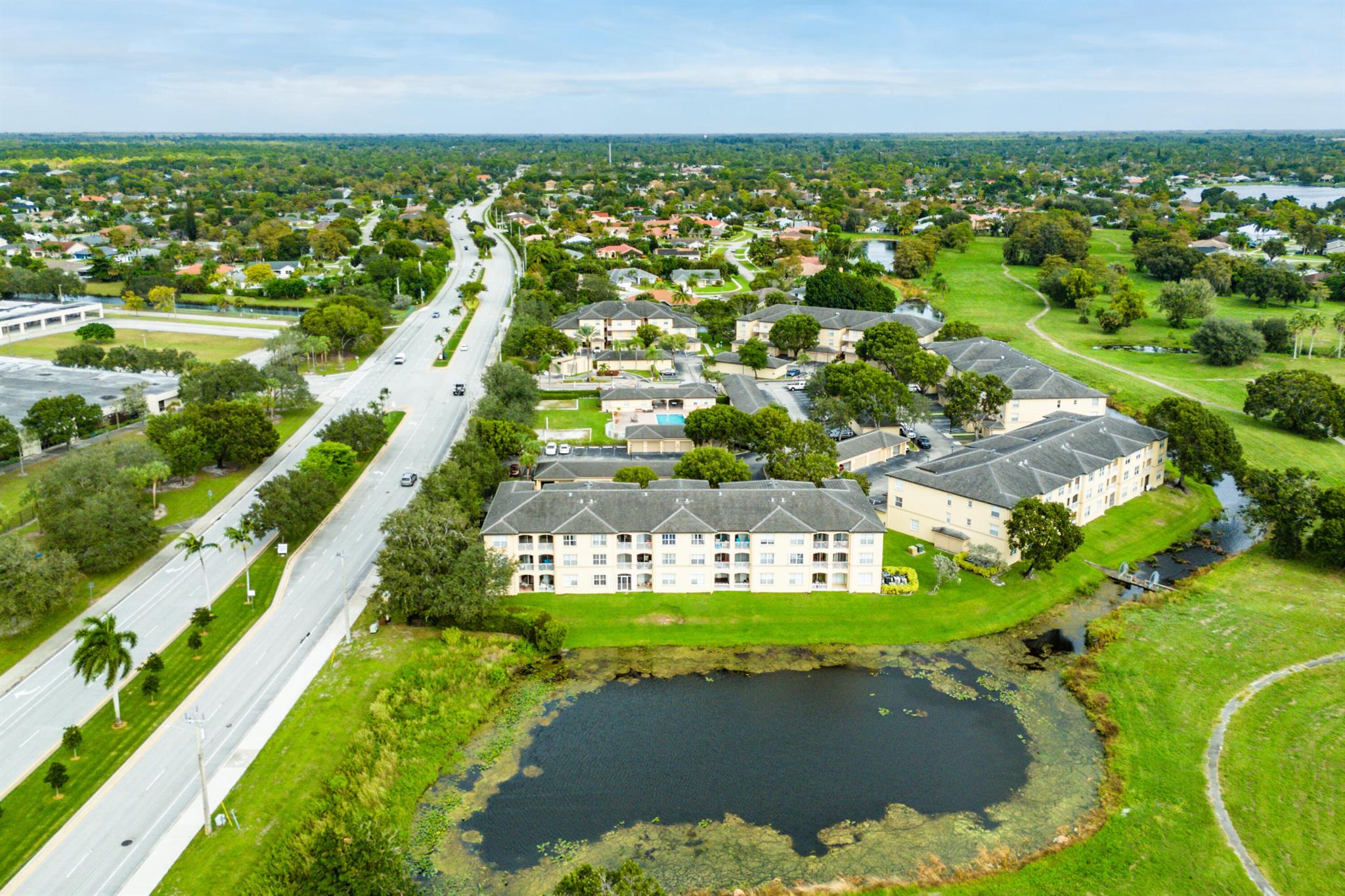 ARISSA PLACE CONDO - Residential