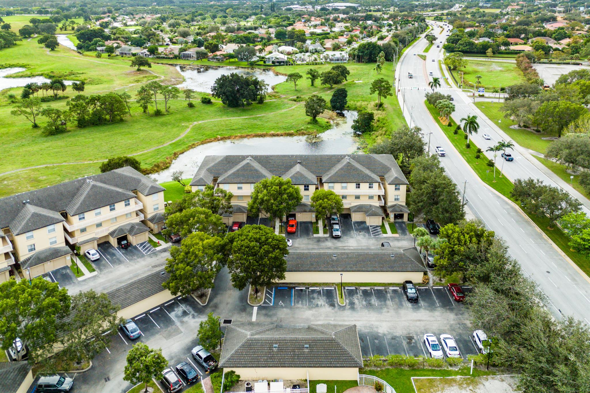 ARISSA PLACE CONDO - Residential