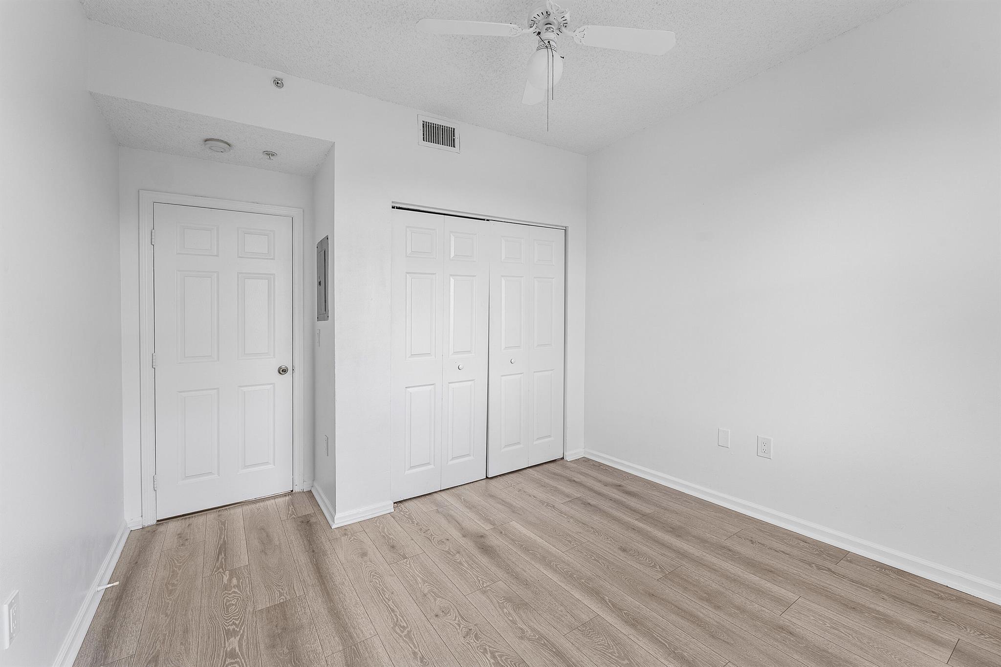 ARISSA PLACE CONDO - Residential