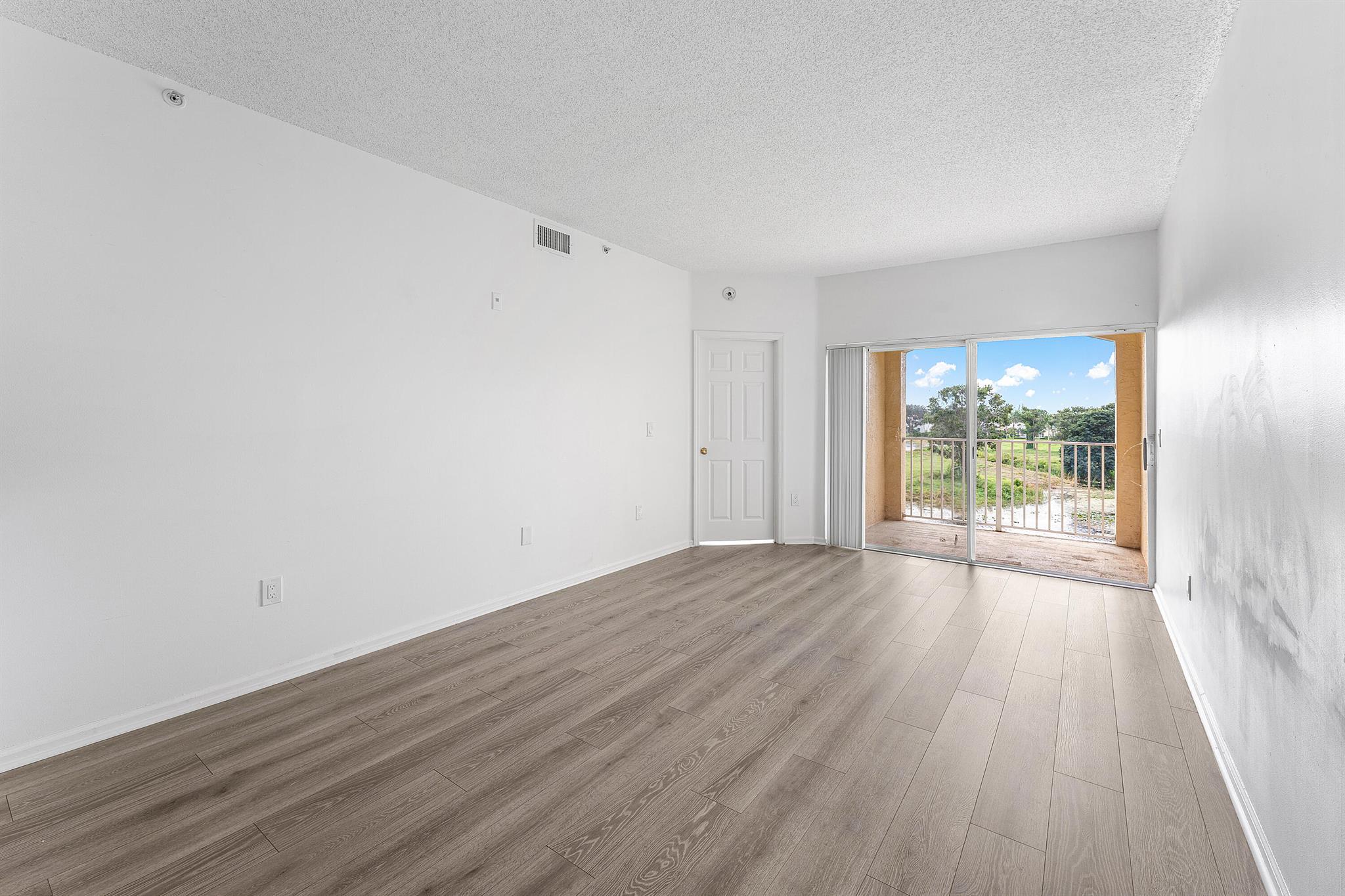 ARISSA PLACE CONDO - Residential