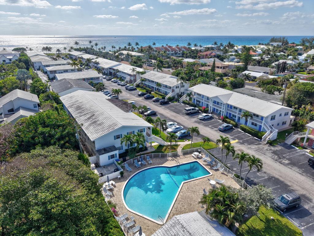 COLONIAL RIDGE CORP - Residential