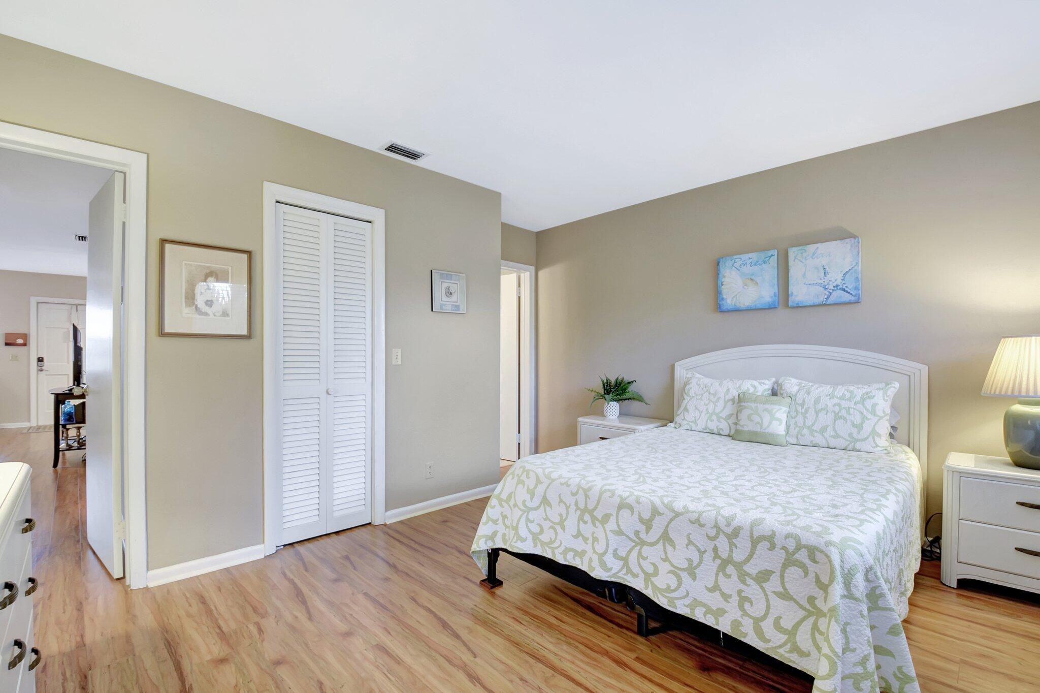 COLONIAL RIDGE CORP - Residential