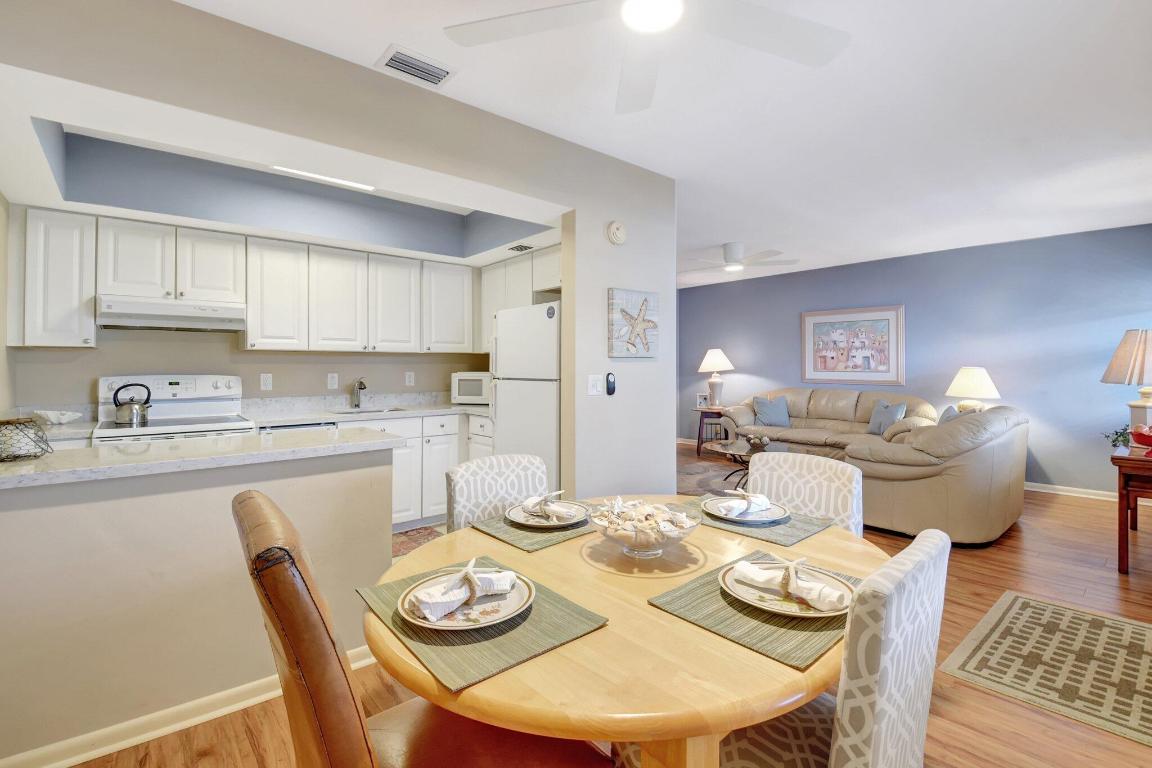 COLONIAL RIDGE CORP - Residential