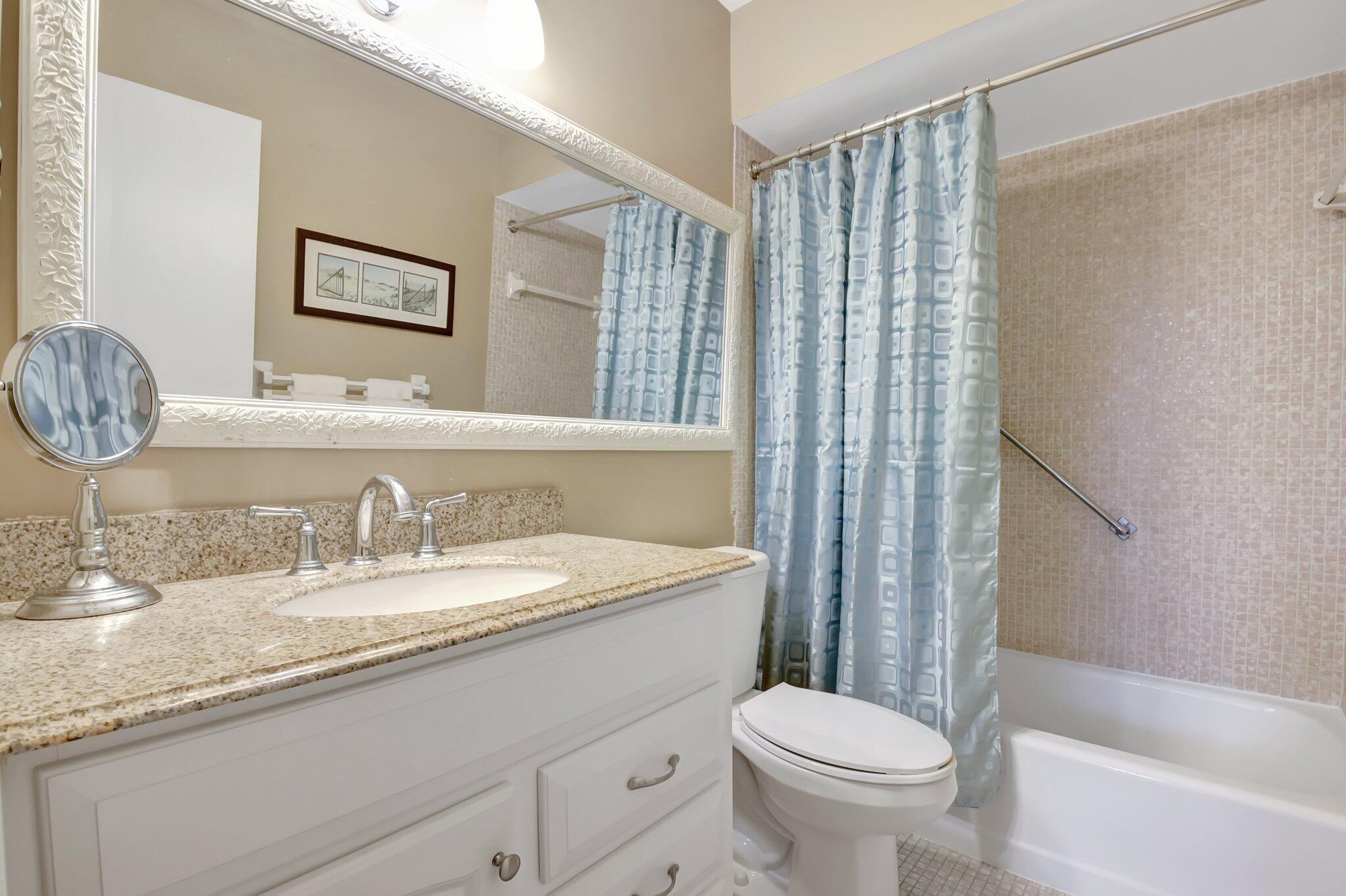 COLONIAL RIDGE CORP - Residential
