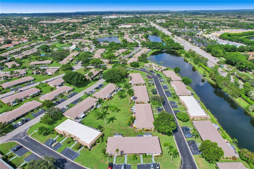 BOCA LAKES CONDO - Residential