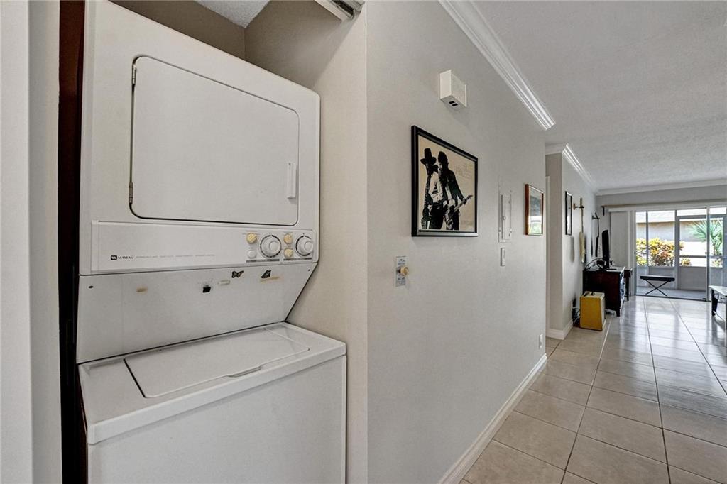 BOCA LAKES CONDO - Residential