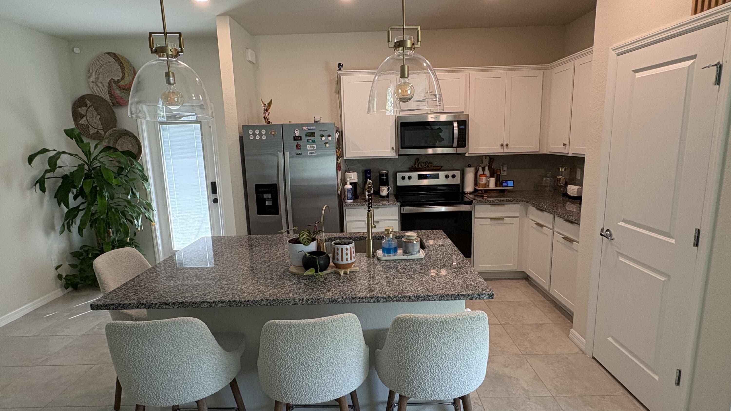 SOMERSET PLAZA - Residential