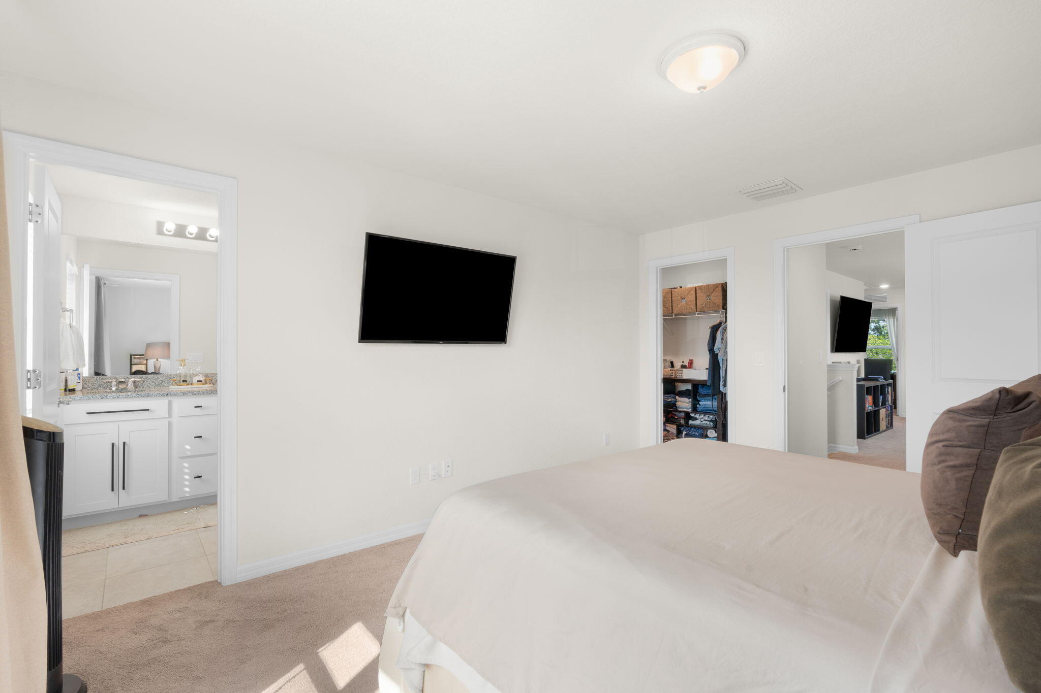 SOMERSET PLAZA - Residential