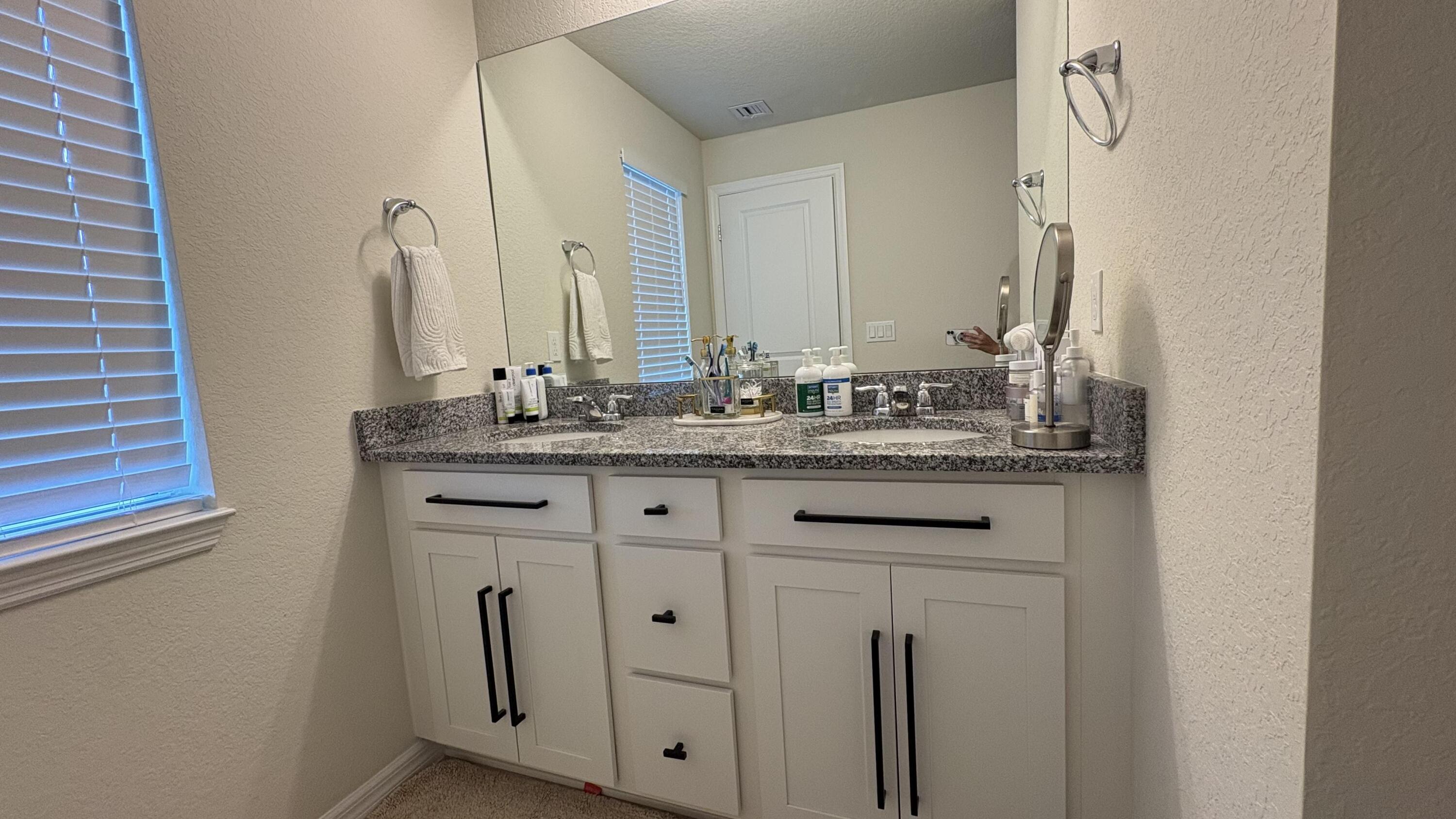 SOMERSET PLAZA - Residential