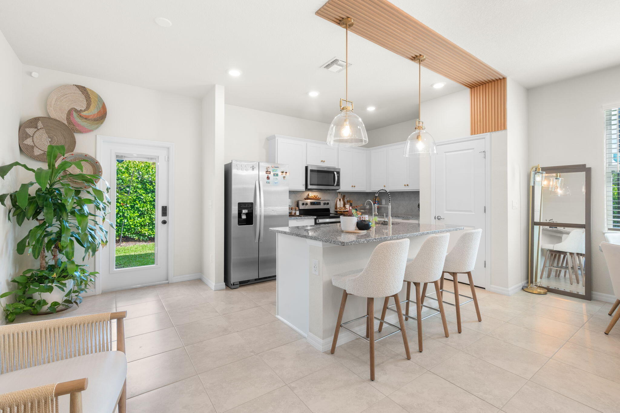 SOMERSET PLAZA - Residential